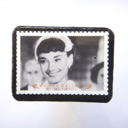 アメリカ 「切手シールブローチ」100 1枚目の画像