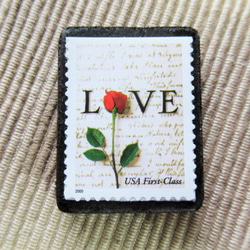 アメリカ　バレンタイン切手ブローチ 5869 1枚目の画像