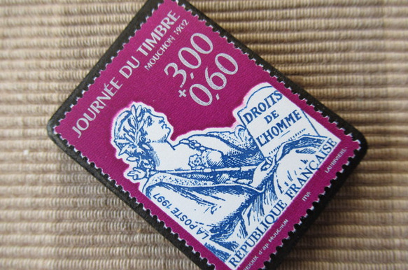 フランス　 切手ブローチ 6052 2枚目の画像