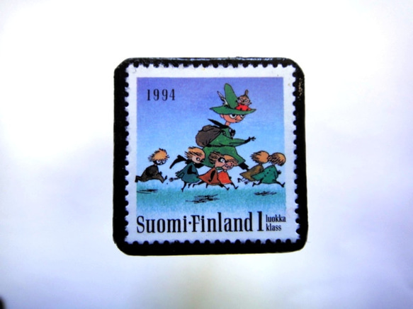 フィンランド「童話」　切手ブローチ716 1枚目の画像