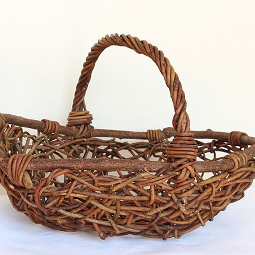大きなバスケット　アオツヅラフジとあけびのツルかご　存在感あり　ハンドメイド 大きなバスケット アオツヅラフジとあけびのツルかご 存在感あり