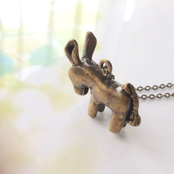 小さなロバのペンダント　Little Donkey Pendant　（チェーン　または　紐） 3枚目の画像