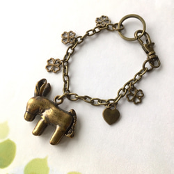 小さなロバのバッグチャーム　Little Donkey bagcharm（クローバー　ハート　つき） 2枚目の画像