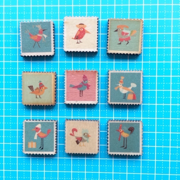 ３羽の渡り鳥のブローチ　set B（木製、鳥、旅、切手） 5枚目の画像