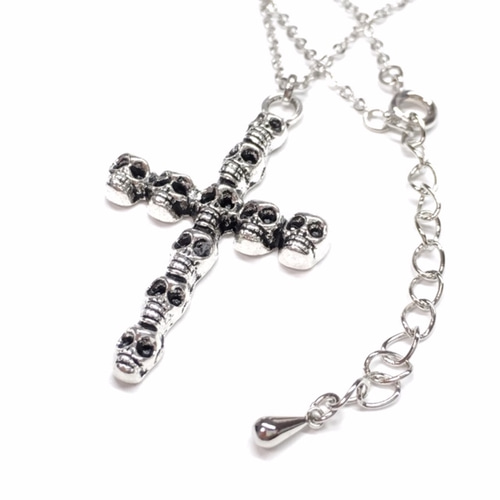ドクロの十字架のペンダント （髑髏 スカル 十字架 クロス