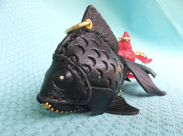 【受注製作】レザー金魚のコインケース（出目金） 4枚目の画像