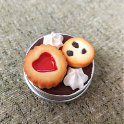 フェイクスイーツ◆可愛い♡クッキーズ＊8種×2枚＊木製デコBOX付◆リアルサイズ フェイクスイーツ◇可愛い♡クッキーズ＊8種×2枚＊木製デコBOX付