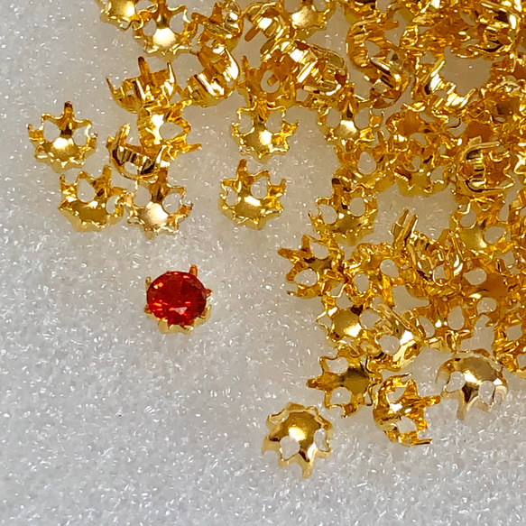 DZ002☆50個入り☆花台座☆5mm石用台座☆石座•フレーム•空き枠パーツ☆ゴールド　金色 2枚目の画像