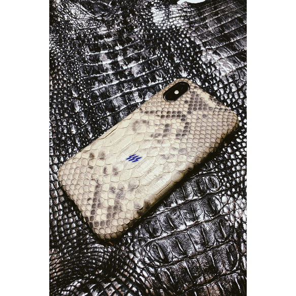 iPhone XS case python 2枚目の画像