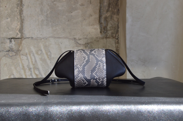 A.shoulder bag-2(silver×black） 5枚目の画像