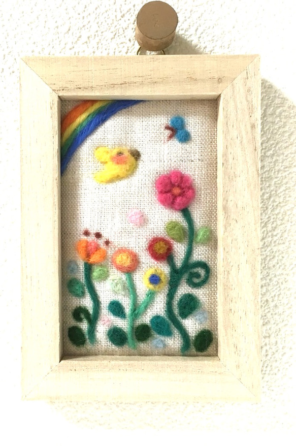 虹と鳥 2枚目の画像