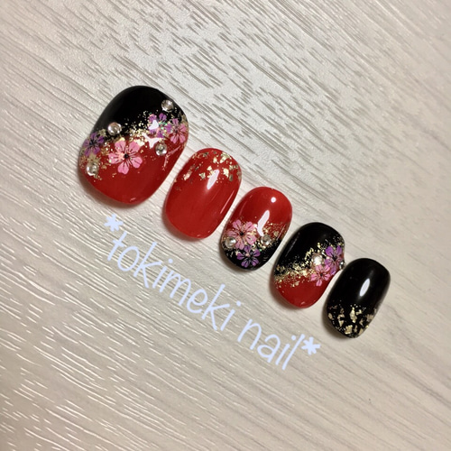 和装ネイル〜赤×黒×桜/金箔/卒業式/成人式/着物〜 ネイルチップ