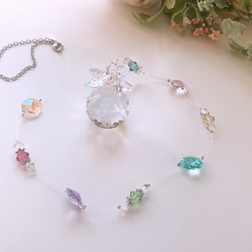 浄化作用に効果のあるクリスタルがポイント♡スワロフスキー 社製サンキャッチャー 浄化作用がより効果的なクリスタルボールがポイント