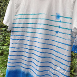 手描きTシャツ「ブルー　ボーダー」サイズS 2枚目の画像
