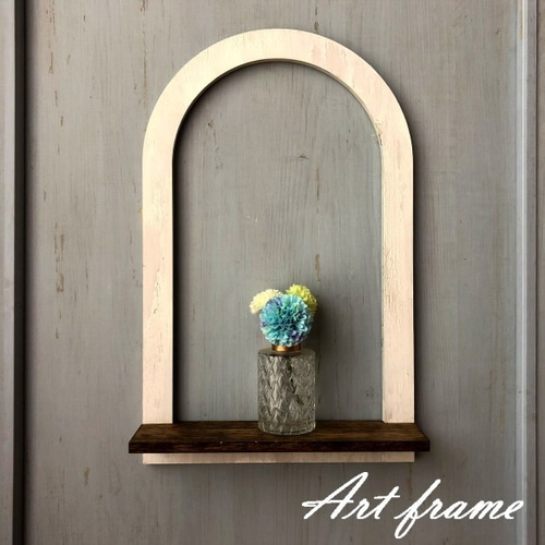 アンティーク　壁掛け　シェルフ　飾り棚　カントリー調 カントリー風な水色の窓型ウォールラック》アンティーク、ドア扉