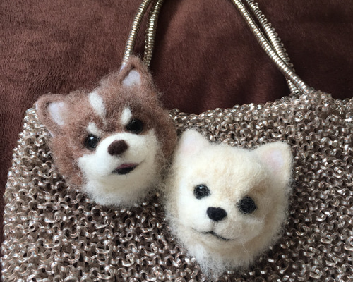 再販】羊毛フェルト ブローチ チワワ(茶) 羊毛フェルト chikuchiku18