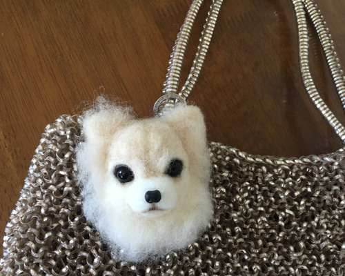 受注制作］羊毛フェルトブローチ チワワ 羊毛フェルト