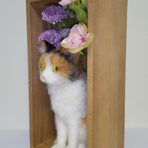 羊毛フェルト】フレーム入り三毛猫ちゃん 羊毛フェルト パステルミケ