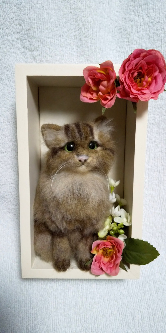 はなさま専用 羊毛フェルト 額飾り 「リアルで可愛いネコちゃん」 羊毛フェルト オーダー 額飾り「リアルで可愛いワンちゃんネコ