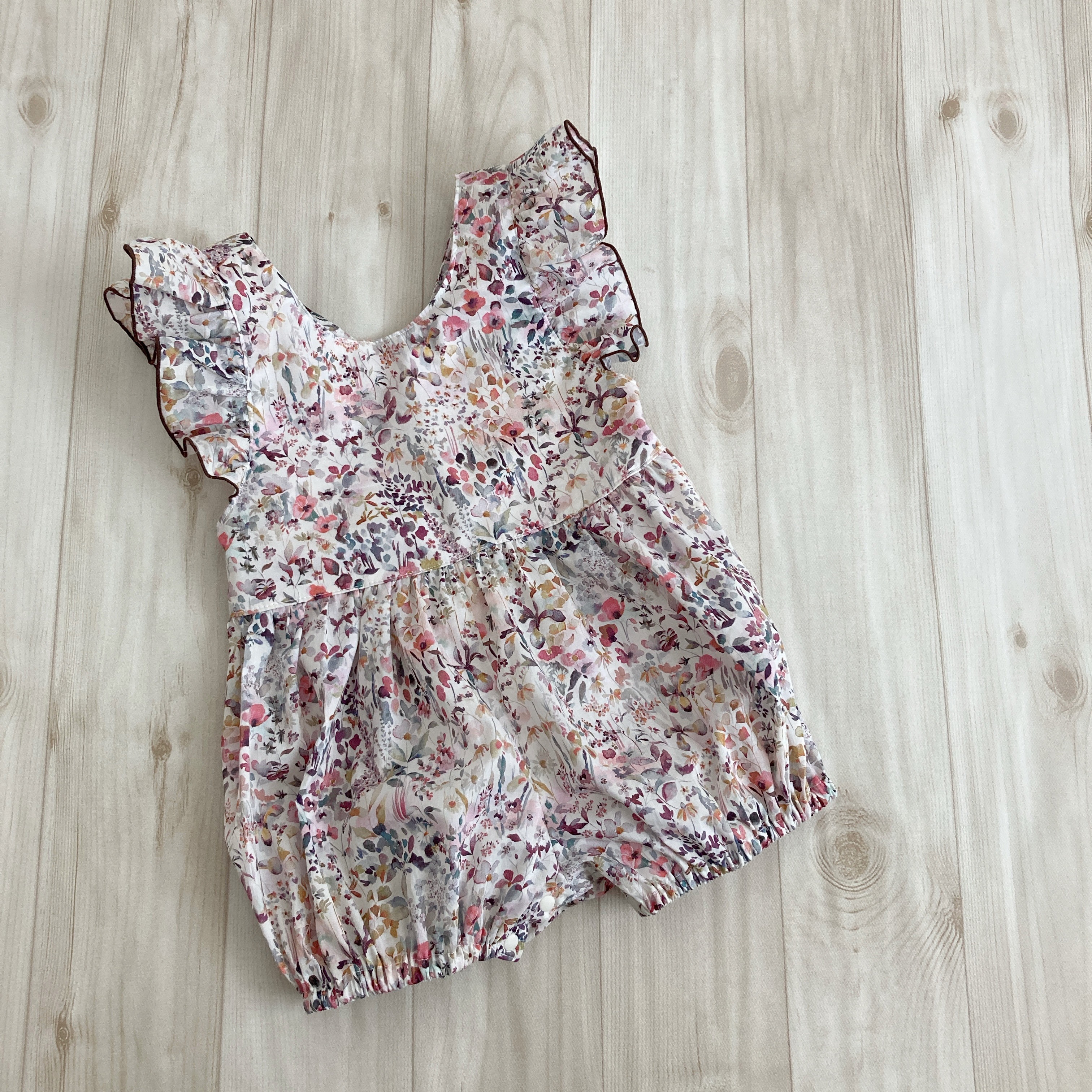 ぷっくりフリリン　ロンパース　（フェルダ）80〜90㎝