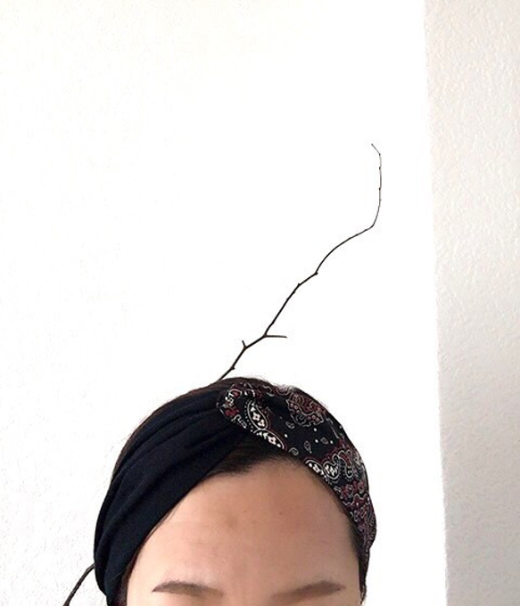 黒色ガーゼ生地×バンダナ柄のヘアバンド 4枚目の画像