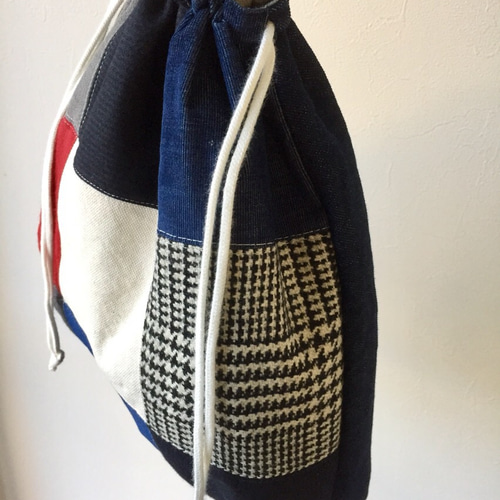 パッチワークのシンプルモダンな巾着バッグ トートバッグ majam35 通販