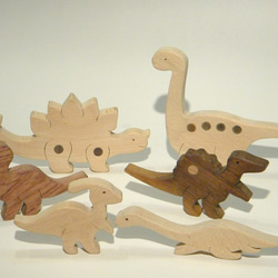木のパズル　やさしい 恐竜たち　いろんな木を集めて 2枚目の画像