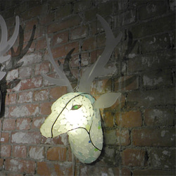 シーグラスランプ　鹿のハンティングトロフィーB　 2枚目の画像