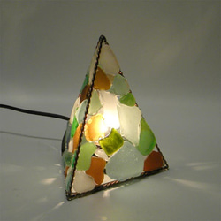 シーグラスのランプ　ピラミッドランプS三面ー13 1枚目の画像