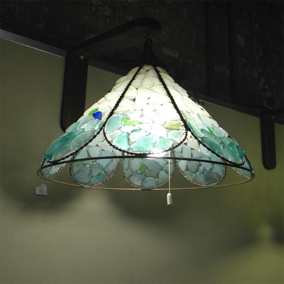 フランス　ビンテージ　エッチング装飾の卵型　ガラスランプ　シーリングライト フランス ビンテージ エッチング装飾の卵型 ガラスランプ シーリング