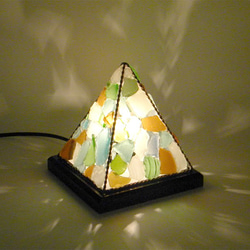 シーグラスのランプ　ピラミッドランプSー31 2枚目の画像