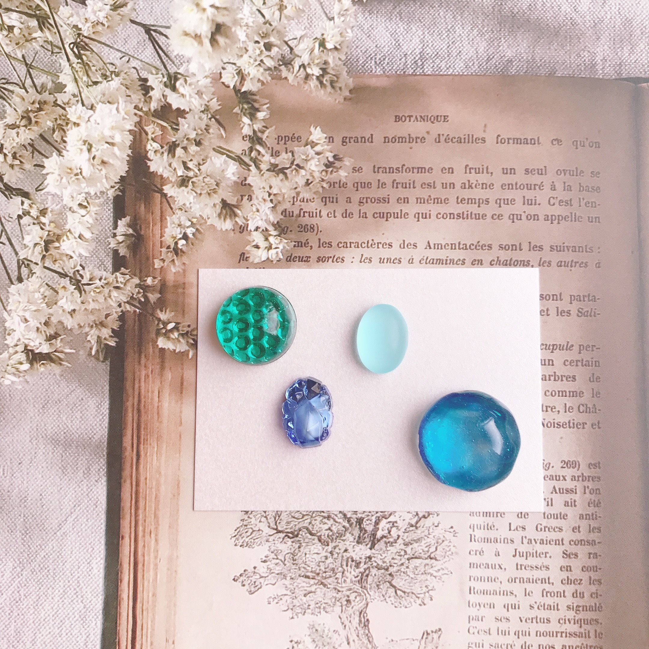 海のかけら ブルー イヤリング•ピアス