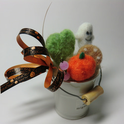 羊毛ハートホヤのハロウィンアレンジ 2枚目の画像