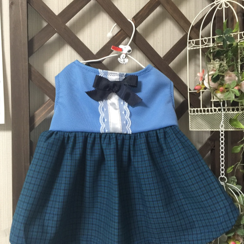 爽やかブルーのファミリアチェックのワンピース ペット服