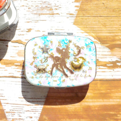 “ Creema限定” ・藥盒Shabon和小花小鹿斑比和蘋果（有鏡子） 第1張的照片