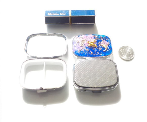 “Creema Limited免費送貨”棕褐色櫻桃月餅貓眼鏡盒（帶鏡子） 第4張的照片