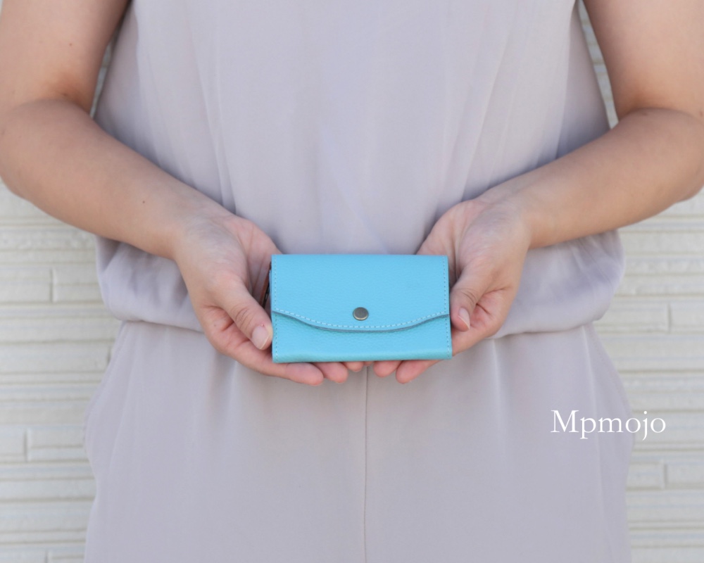 シンプル　大人のスタイリッシュミニウォレット　New!!