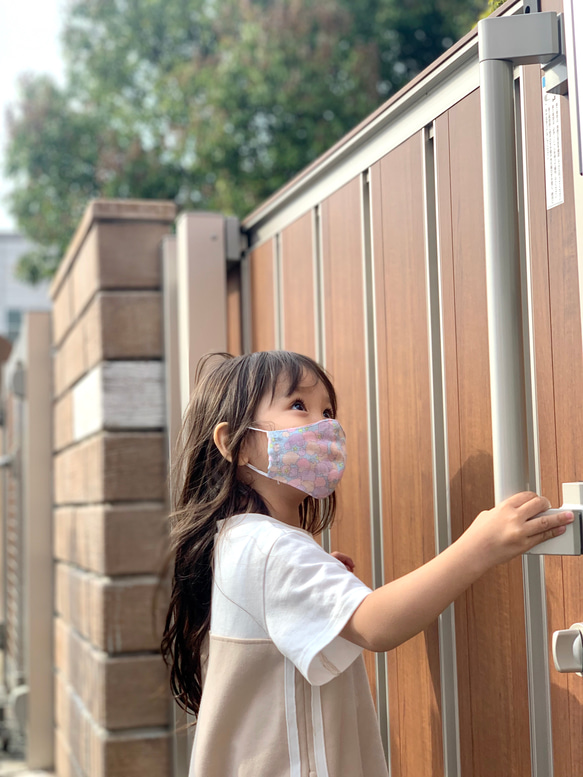 ［選べる6サイズ］立体マスク　春マスク 夏マスク　リバティ生地使用　リネン生地 7枚目の画像