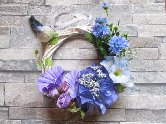 ◇934完売 青い小鳥　青紫の紫陽花と朝顔のリース ※中サイズ・約20㎝・１点物 1枚目の画像