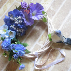◇934完売 青い小鳥　青紫の紫陽花と朝顔のリース ※中サイズ・約20㎝・１点物 3枚目の画像