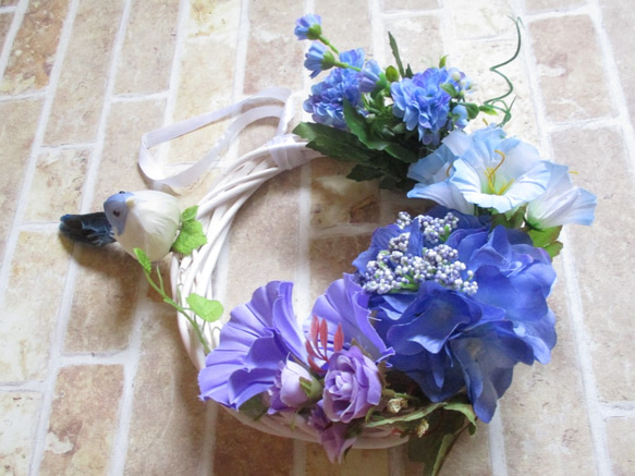 ◇934完売 青い小鳥　青紫の紫陽花と朝顔のリース ※中サイズ・約20㎝・１点物 5枚目の画像