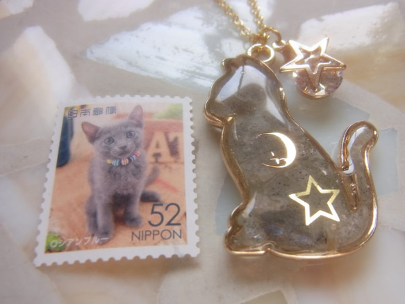 ◇1363再販５ ✨ラブラドライトの猫とお月さまのネックレス ※ラスト１点 5枚目の画像