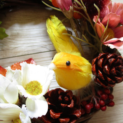 ◇1808完売　黄色い小鳥と秋桜のリース❀（中サイズ・約２０㎝）※１点物・受注制作の場合有 5枚目の画像