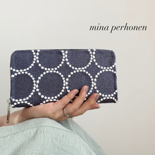 ミナペルホネン タンバリン ネイビー×ホワイト 【公式通販】