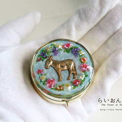 森林花園藥盒（驢、天藍、圓形、帶鏡子） 第4張的照片