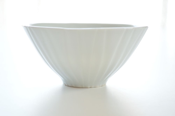 白磁飯碗（縦線紋） 5枚目の画像