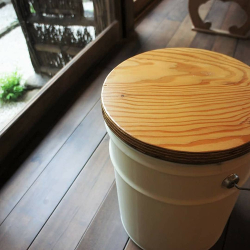 ペール缶のスツール(ご希望の色で製作します！) 椅子（チェアー