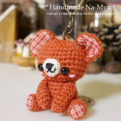 【受注制作】fabric＆wool★お座りクマちゃん(Mサイズ・約6.5cm） 1枚目の画像