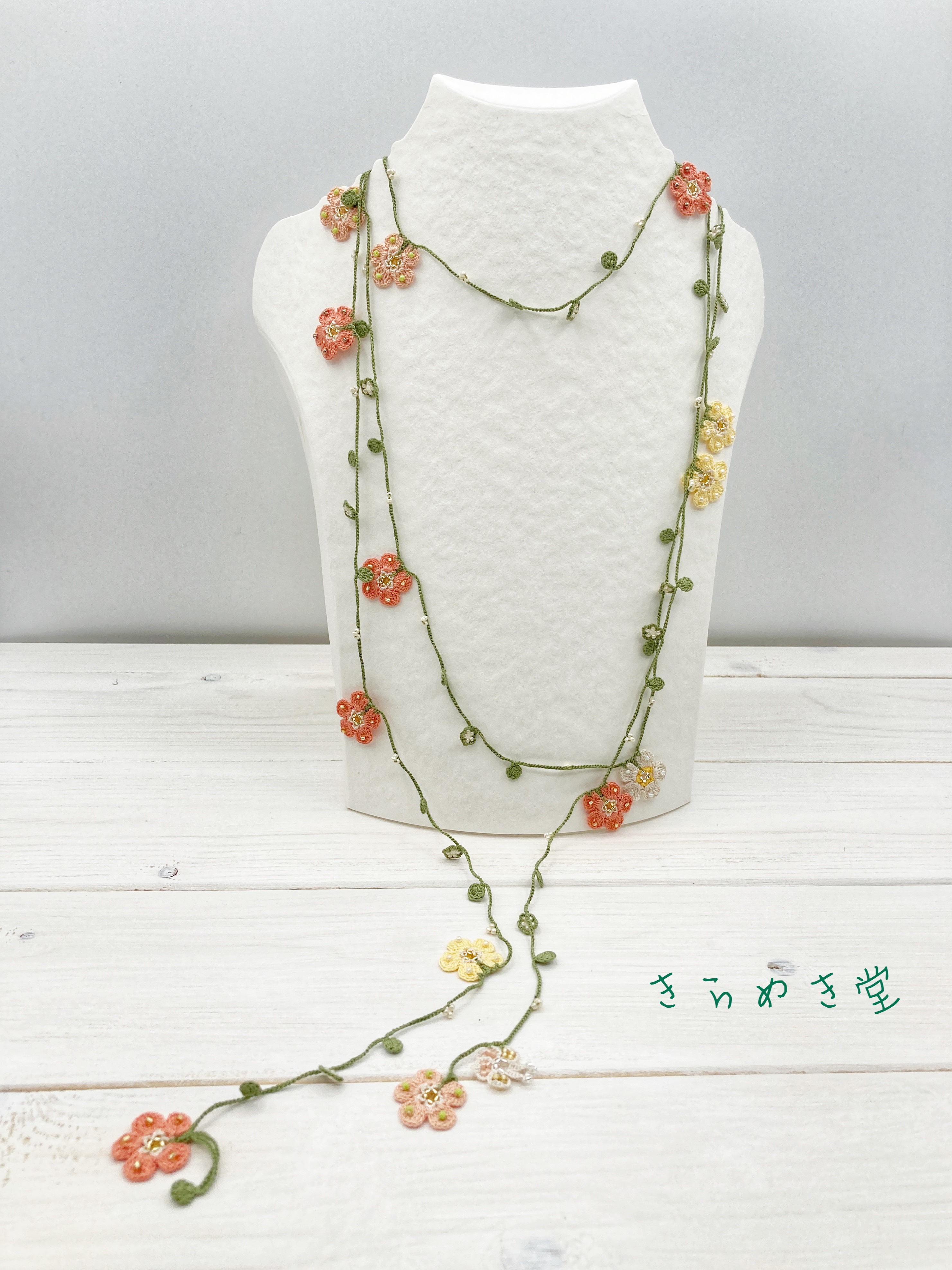 ※ 似顔絵オーダー作品・ビーズネックレス 京花 ※