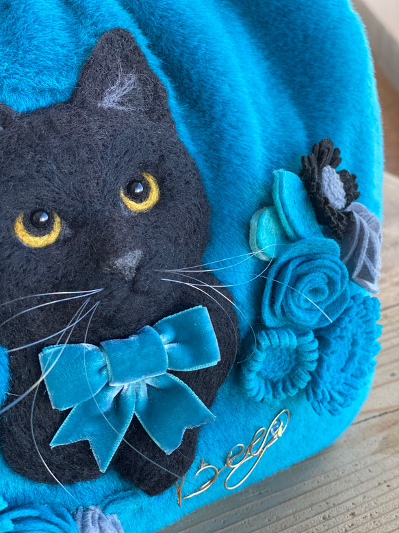 【リアル猫ちゃん オーダーメイド例】モフモフ羊毛フェルトの黒猫ビーちゃんバッグ 5枚目の画像